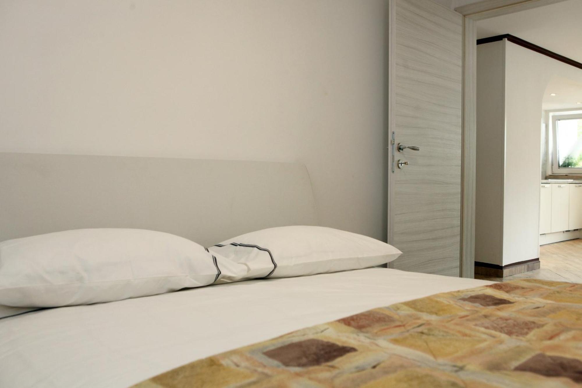 Apartments Nadia Portoroz Nk Kamer foto